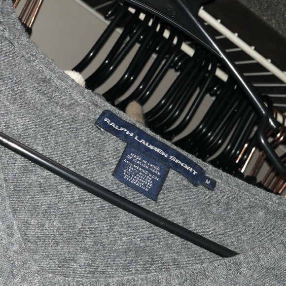 Ralph Lauren V-neck Wool Sweater - Picture 3 of 3